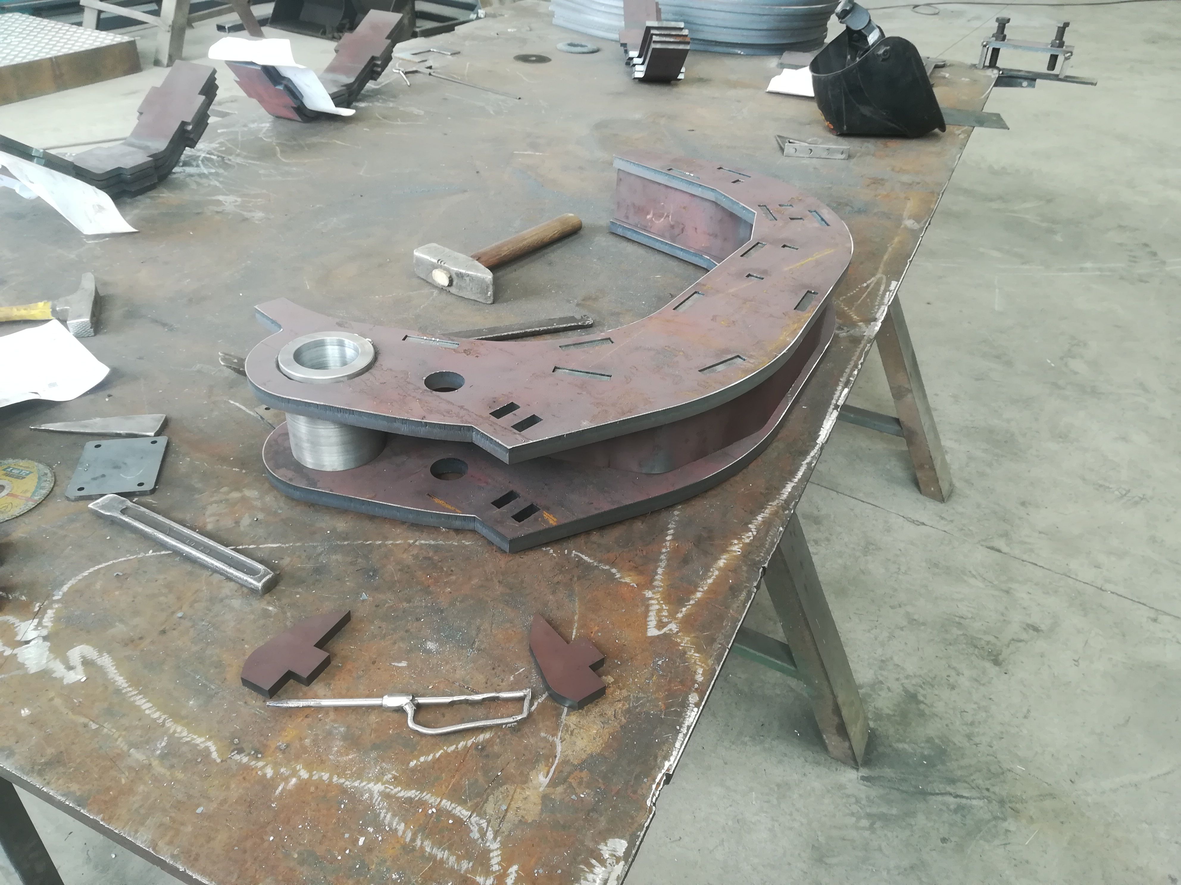 金属废料抓取器